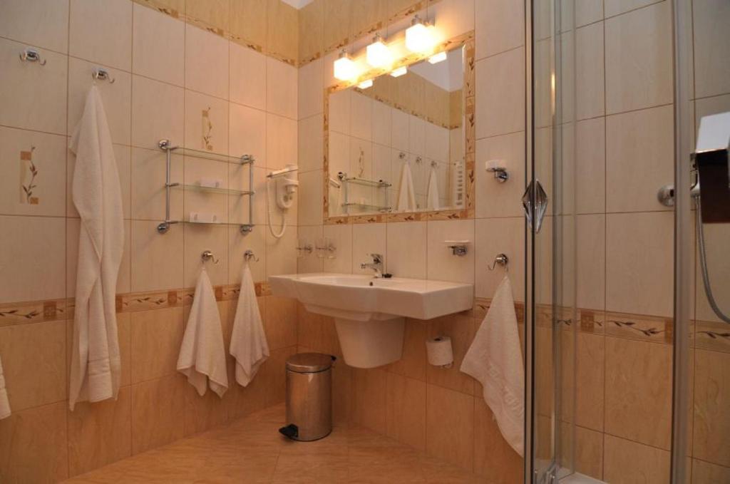 Hotel Stefania Krynica Zdroj Ruang foto