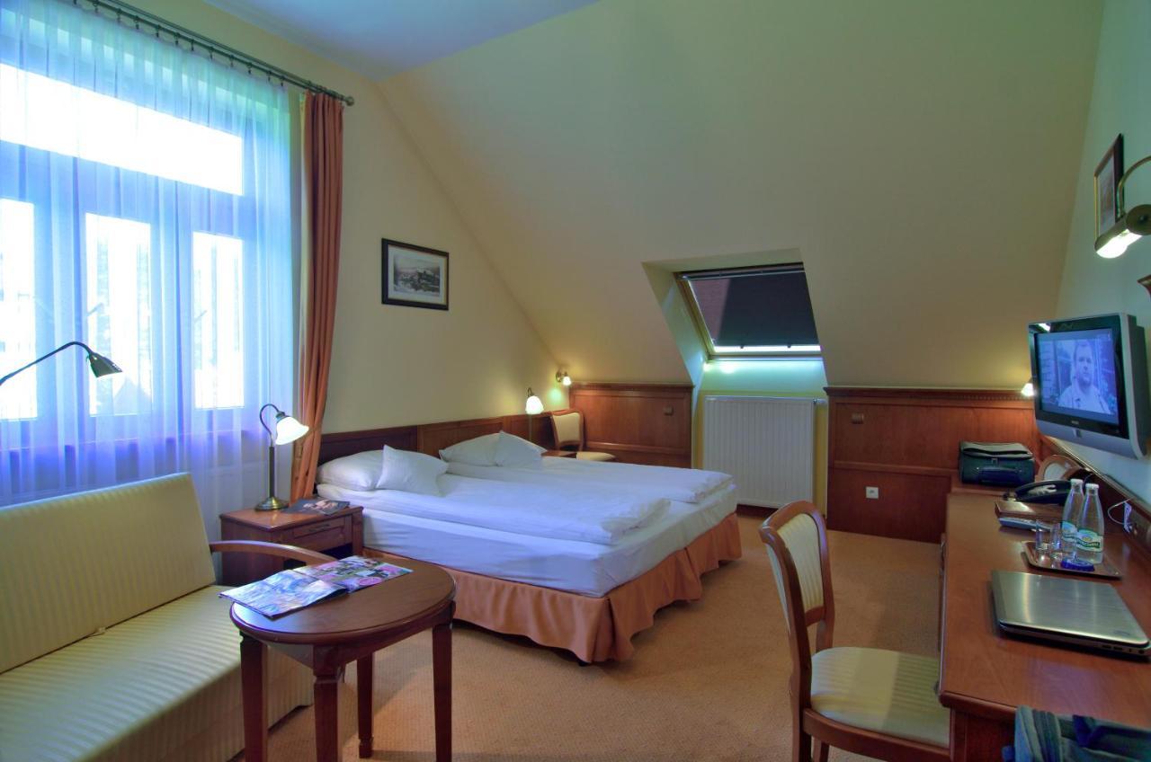Hotel Stefania Krynica Zdroj Bagian luar foto